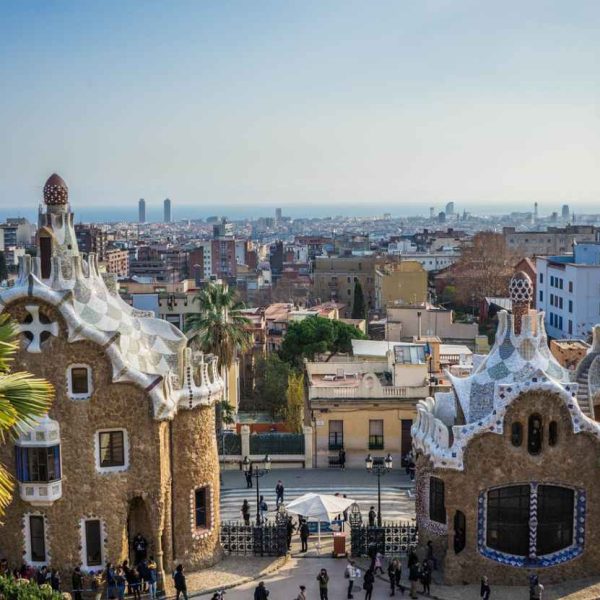 Gaudi: Master of Catalan Modernism